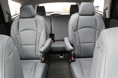 2019 Buick Enclave Essence   - Photo 17 - Canoga Park, CA 91303