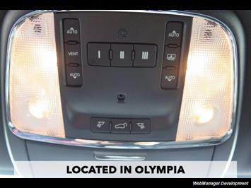 2017 Jeep Grand Cherokee Overland   - Photo 10 - Los Angeles, AL 91303-8888