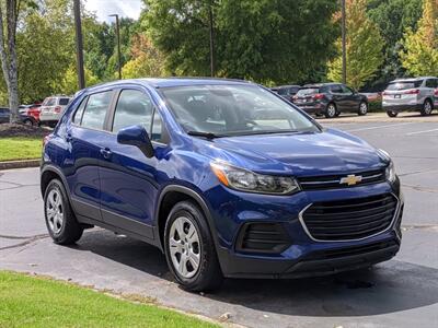 2017 Chevrolet Trax LS   - Photo 3 - Los Angeles, AL 91303-8888