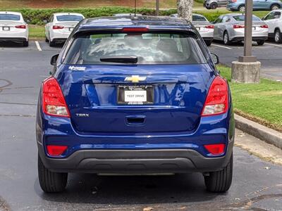 2017 Chevrolet Trax LS   - Photo 6 - Los Angeles, AL 91303-8888