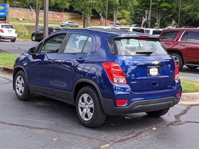 2017 Chevrolet Trax LS   - Photo 7 - Los Angeles, AL 91303-8888