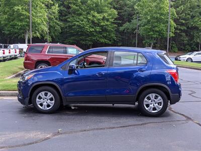 2017 Chevrolet Trax LS   - Photo 8 - Los Angeles, AL 91303-8888