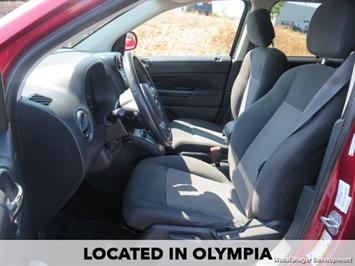 2011 Jeep Compass Sport   - Photo 17 - Los Angeles, AL 91303-8888