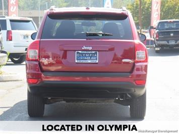 2011 Jeep Compass Sport   - Photo 4 - Los Angeles, AL 91303-8888