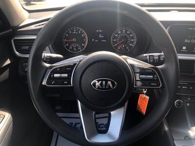 2019 Kia Optima LX   - Photo 10 - Los Angeles, AL 91303-8888