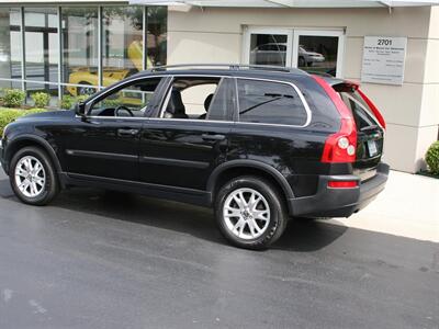 2004 Volvo XC90 T6   - Photo 9 - Los Angeles, AL 91303-8888