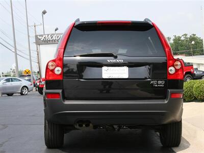 2004 Volvo XC90 T6   - Photo 8 - Los Angeles, AL 91303-8888