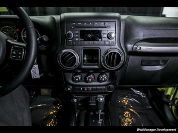 2017 Jeep Wrangler Unlimited Sport   - Photo 32 - Los Angeles, AL 91303-8888