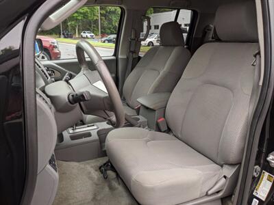 2016 Nissan Frontier SV   - Photo 12 - Los Angeles, AL 91303-8888