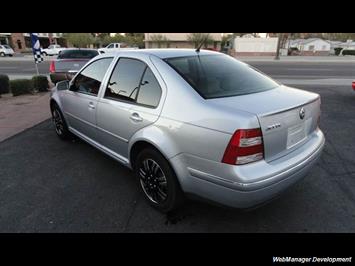 2004 Volkswagen Jetta GL   - Photo 4 - Los Angeles, AL 91303-8888