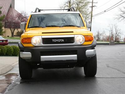 2007 Toyota FJ Cruiser 4dr SUV   - Photo 2 - Los Angeles, AL 91303-8888