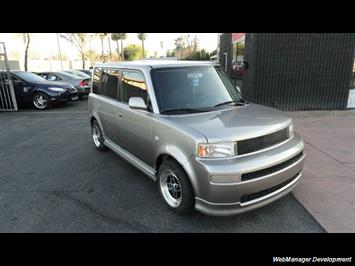 2006 Scion xB Base 4dr Wagon w/Man   - Photo 2 - Los Angeles,  