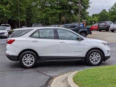 2019 Chevrolet Equinox LS   - Photo 4 - Los Angeles, AL 91303-8888