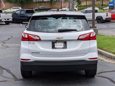 2019 Chevrolet Equinox LS   - Photo 6 - Los Angeles, AL 91303-8888