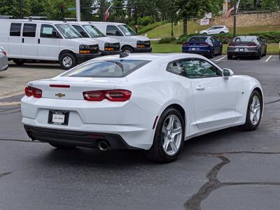 2019 Chevrolet Camaro LT   - Photo 5 - Los Angeles, AL 91303-8888