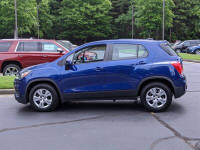 2017 Chevrolet Trax LS   - Photo 8 - Los Angeles, AL 91303-8888