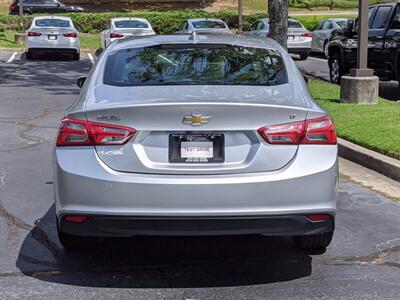 2019 Chevrolet Malibu LT   - Photo 6 - Los Angeles, AL 91303-8888