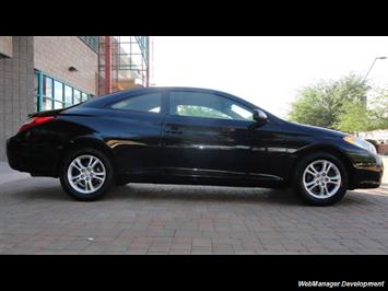 2006 Toyota Camry Solara SE 2dr Coupe w/Autom   - Photo 4 - Los Angeles, AL 91303-8888