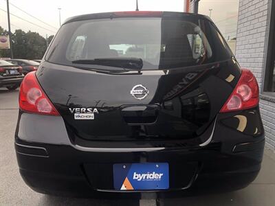 2012 Nissan Versa 1.8 S   - Photo 5 - Los Angeles, AL 91303-8888