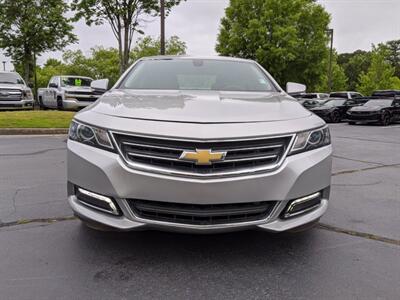 2019 Chevrolet Impala LT   - Photo 2 - Los Angeles, AL 91303-8888