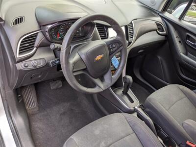 2017 Chevrolet Trax LS   - Photo 13 - Los Angeles, AL 91303-8888