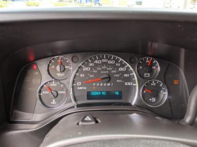 2018 Chevrolet Express Passenger LT 3500   - Photo 14 - Los Angeles, AL 91303-8888