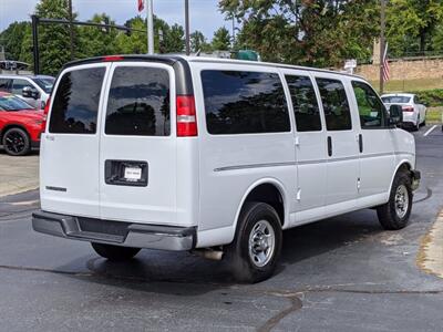 2018 Chevrolet Express Passenger LT 3500   - Photo 5 - Los Angeles, AL 91303-8888