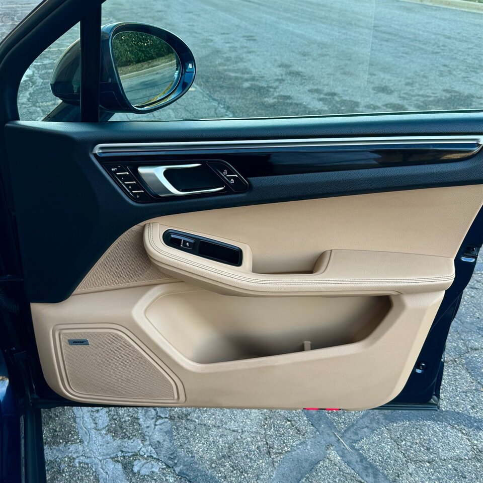 2019 Jeep Cherokee Latitude Plus   - Photo 28 - Los Angeles, CA 90403