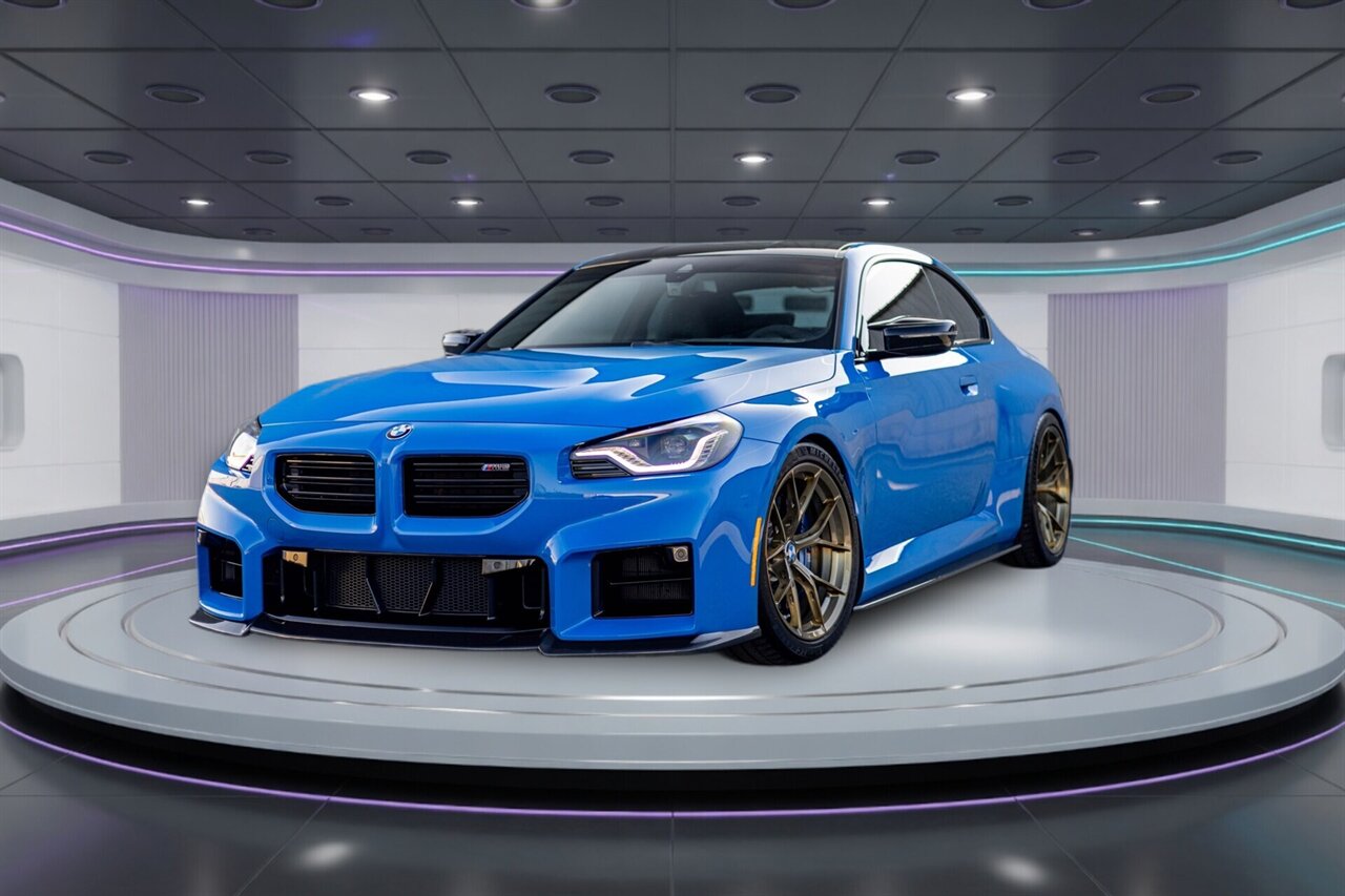 2025 BMW M2   - Photo 1 - Los Angeles, CA 90403