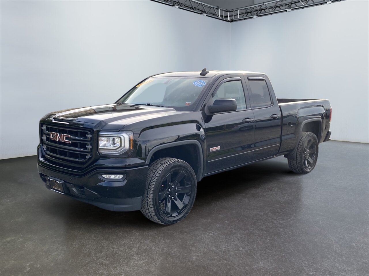 2017 GMC Sierra 1500 SLT   - Photo 1 - Los Angeles, CA 90025